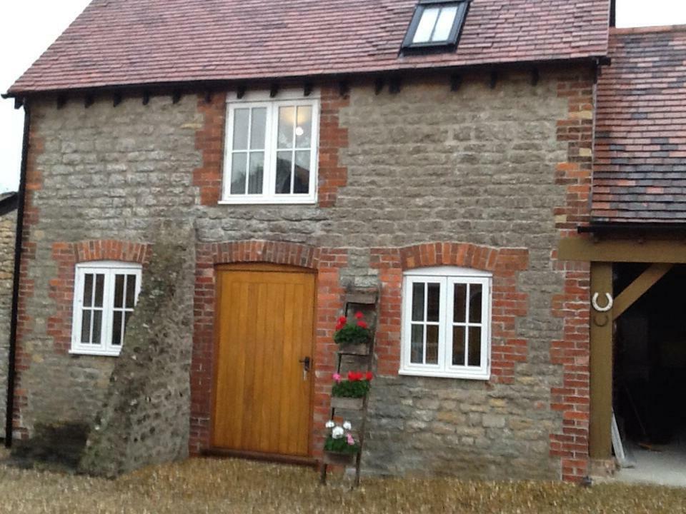 5 High Street Templecombe Exterior photo
